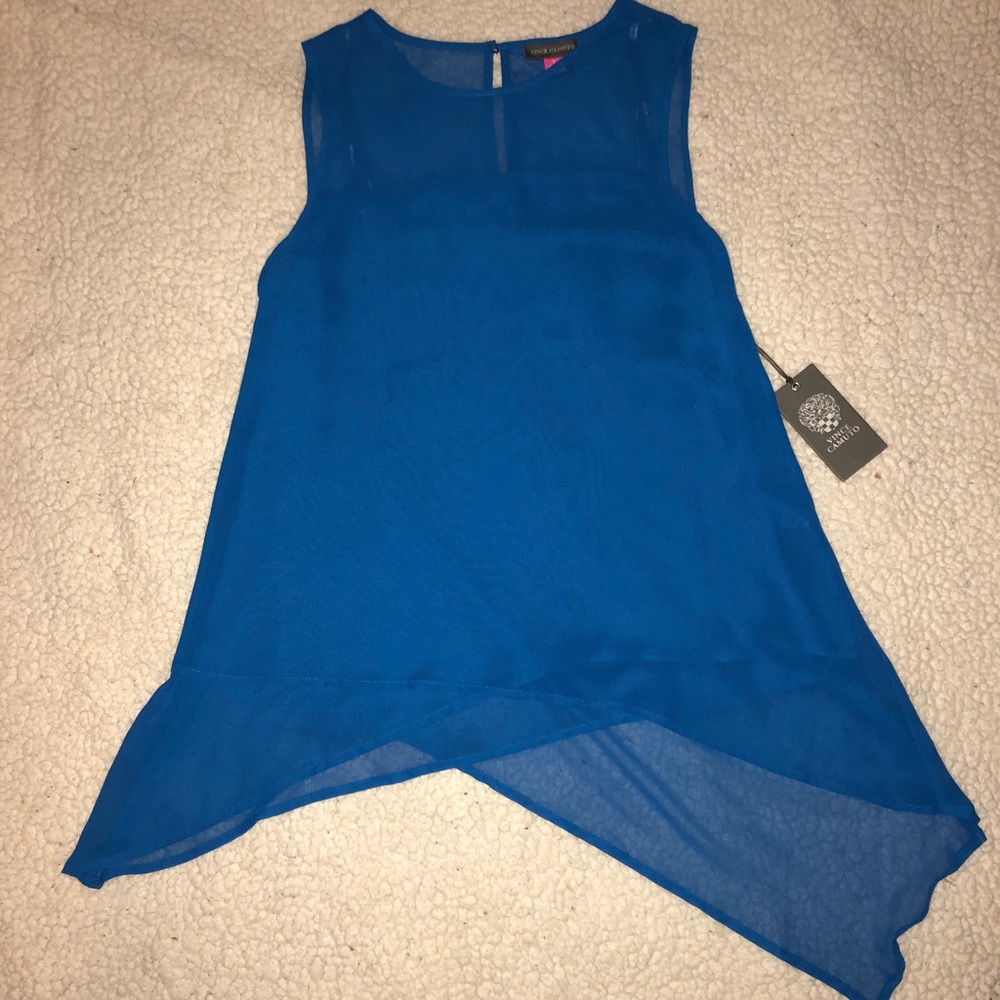 Vince Camuto Sheer Top 💙